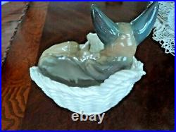 Lladro # 4731 German Shepherd With Pup