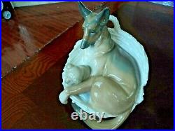 Lladro # 4731 German Shepherd With Pup