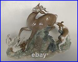 Lladro 4880 FIERCE PURSUIT Hunting Dogs Deer Gazelle 17 Retired 1983