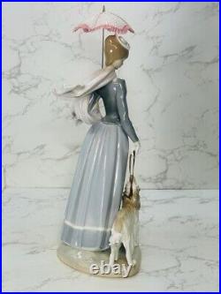 Lladro 4914 Lady with Shawl Dog Parasol Umbrella Porcelain Figurine Read