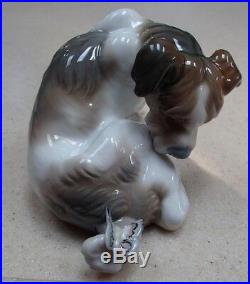 Lladro 4917 Dog & Butterfly surprised puppy dog with butterfly MWOB, RV$1000