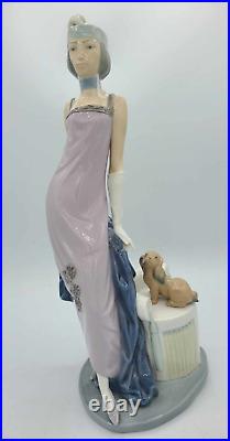 Lladro 5174 Couplet Lady 1920s Art Deco Flapper Girl with Dog 1982 Mint 13-1/2H