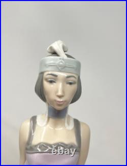 Lladro 5174 Couplet Lady 1920s Flapper w Dog 1985 Signed Jose Lladro 13in 33cm