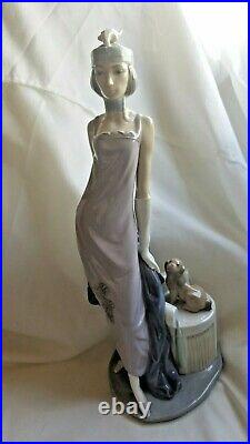 Lladro #5174 Couplet Lady Bnib Dog 1920's Flapper Retired J10e