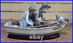 Lladro 5215 Fishing with Gramps with Grandfather Boy & Dog Figurine Pre-owned