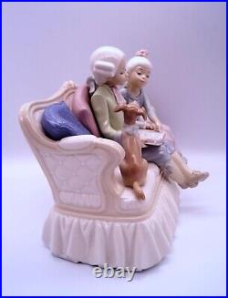 Lladro 5229 Storytime Rare HTF Girl & Boy Read on a Couch with Dog Retired No Box