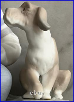 Lladro 5450 I Hope She Does Boy with flower petals & dog MATTE MWOB, RV$715