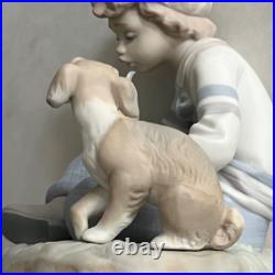 Lladro 5450 I Hope She Does Boy with flower petals & dog MATTE MWOB, RV$715