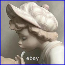 Lladro 5450 I Hope She Does Boy with flower petals & dog MATTE MWOB, RV$715