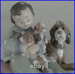 Lladro 5456 New Playmates baby boy with 4 puppies & Mamma dog MWOB, RV$295