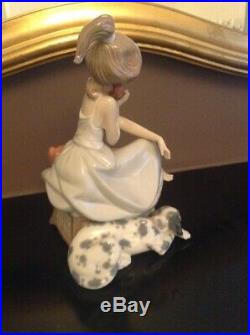 Lladro 5466 CHIT CHAT GIRL WITH DALMATIAN DOG Figurine PERFECT