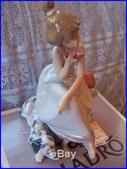 Lladro #5466 Chit Chat Girl On Phone With Dog Handmade in Spain 1987 Porcelain