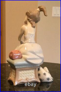 Lladro 5466 Chit-Chat Girl Talking On Phone with Dalmatian Dog Mint Condition