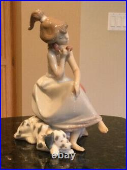 Lladro 5466 Chit-Chat Girl Talking On Phone with Dalmatian Dog Mint Condition