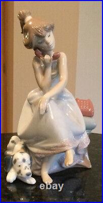 Lladro 5466 Chit-Chat Girl Talking On Phone with Dalmatian Dog Mint Condition