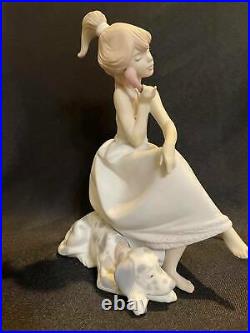Lladro #5466 Chit Chat Girl With Dog On The Phone No Matte Finish