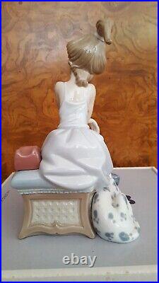 Lladro #5466 Chit Chat Porcelain Girl On Phone with Dalmatian Vintage 1988 NIB