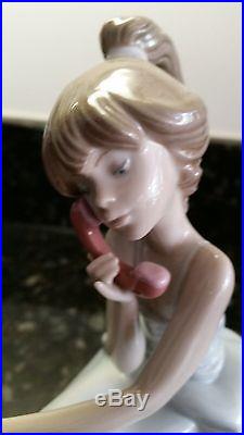 Lladro 5466 Chit-Chat (girl with dog on phone) Mint in original Box