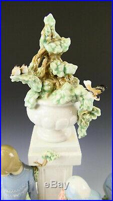 Lladro 5539 Puppy Dog Tails Glased Retired Base Incluided Perfect Condition