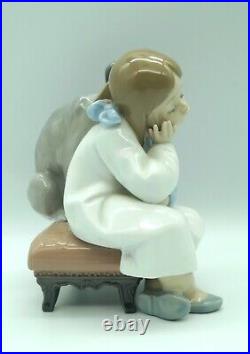 Lladro 5706 We Can't Play Girl Dog Injured Retired EUC