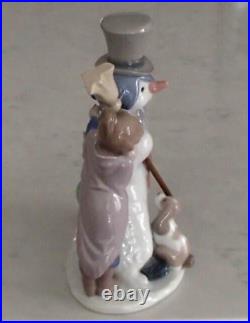 Lladro 5713 The Snowman girl & boy with dog building a snowman MWOB, RV$495