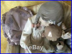 Lladro #5735 Big Sister Two Sisters with Dog on Couch Porcelain Figurine