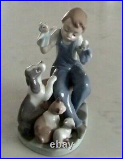 Lladro 5736 Puppet Show boy w puppets, puppy dog & 2 kitty cats MIB, RV$375