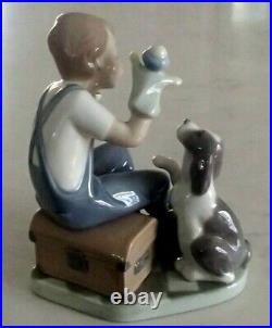 Lladro 5736 Puppet Show boy w puppets, puppy dog & 2 kitty cats MIB, RV$375