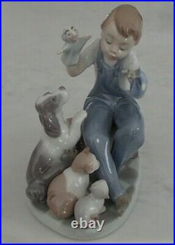 Lladro 5736 Puppet Show boy with 2 puppets a cat, kitten & dog MIB, RV$385