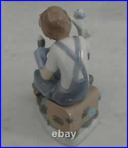 Lladro 5736 Puppet Show boy with 2 puppets a cat, kitten & dog MIB, RV$385