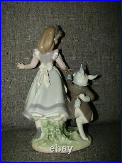 Lladro 5740 Alice in Wonderland. 9 Tall Figurine. Excellent Cond. No Box