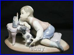 Lladro 6027 Hanukah Lights Jewish Boy With His Dog Porcelain Fig Figurine Figure