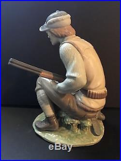 Lladro 6096 Sportsman Hunter Rifle Gun Dog Vintage Figurine Statue Mint