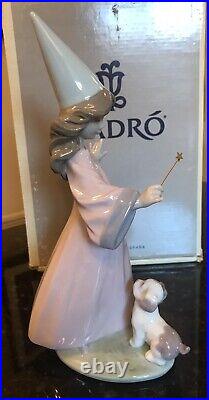 Lladro 6170 Under My Spell Porcelain 1994 Premiere Figurine in Box 9 1/2 Tall