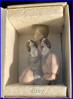 Lladro 6226 Snuggle Up RETIRED! Original Grey Box! Mint! Great Gift! Rare