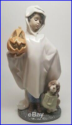 Lladro #6227 TRICK OR TREAT Boy with Pumpkin & Dog Figurine with BOX RARE RETIRED