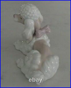 Lladro 6337 Poodle puppy dog w pink purple bow lying down MWOB, RV$340