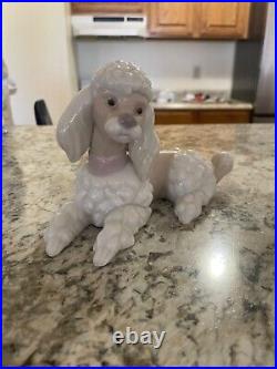 Lladro 6337 Poodle puppy dog with pink purple bow lying down MWOB, RV$360