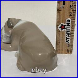 Lladro #6417 Unlikely Friends Bull Dog Cat Porcelain Figurine Retired Figure