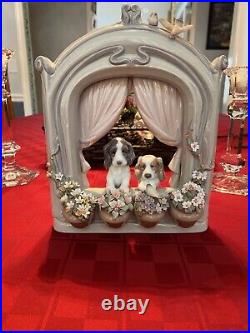 Lladro #6502 Please Come Home Dogs At Window Beautiful Condition