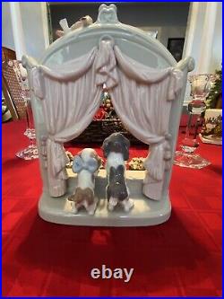 Lladro #6502 Please Come Home Dogs At Window Beautiful Condition