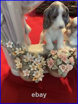 Lladro #6502 Please Come Home Dogs At Window Beautiful Condition