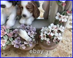 Lladro #6502 Please Come Home Dogs At Window Fine Porcelain Figurine