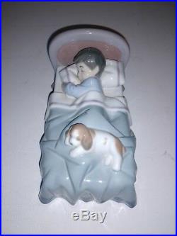 Lladro 6541 Bedtime Buddies Boy with Puppy Dog Mint figurine No Box