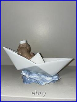 Lladro #6642 Little Stowaway Dog in Paper Boat Porcelain Figurine Excellent 1999