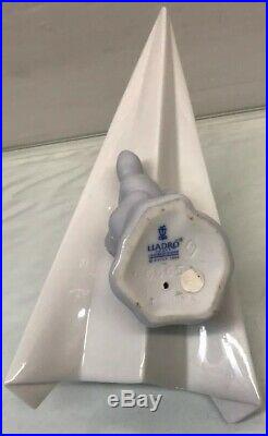 Lladro #6665 Let's Fly Away New -Dog on Paper Airplane- Mint
