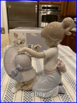 Lladro 6862 An Elegant Touch Perfect Condition In Original Box