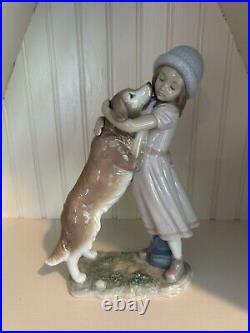 Lladro 6903 A Warm Welcome Excellent Condition