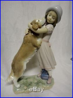 Lladro #6903 Warm Welcome Girl With Dog No Box