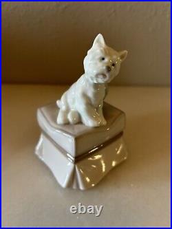 Lladro 6985 My Favorite Companion Westie Dog & Ball